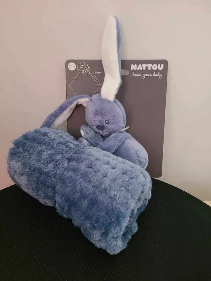 Doudou couverture lapin NATTOU Lapidou bleu marine et bleu 50 cm NEUF - photo numéro 3