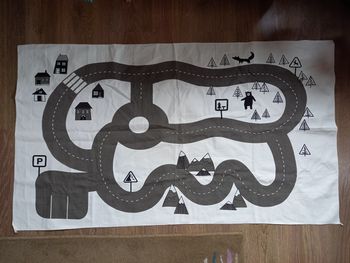 Tapis de jeu pour voitures