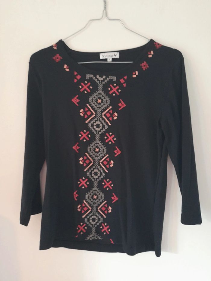 Tee-shirt manche longue. Taille 1 - photo numéro 2