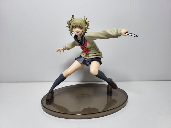 Figurine My Hero Academia Toga Himiko – Alliance Des Super-Vilains