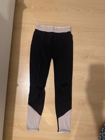 legging de sport noir et beige