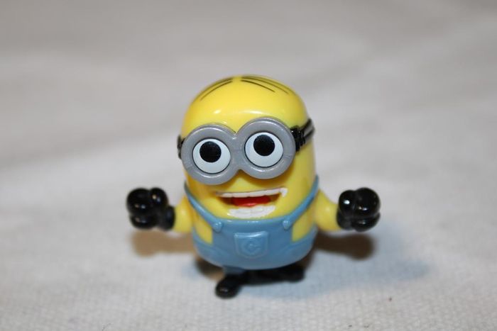 Lot figurines Minion - photo numéro 9