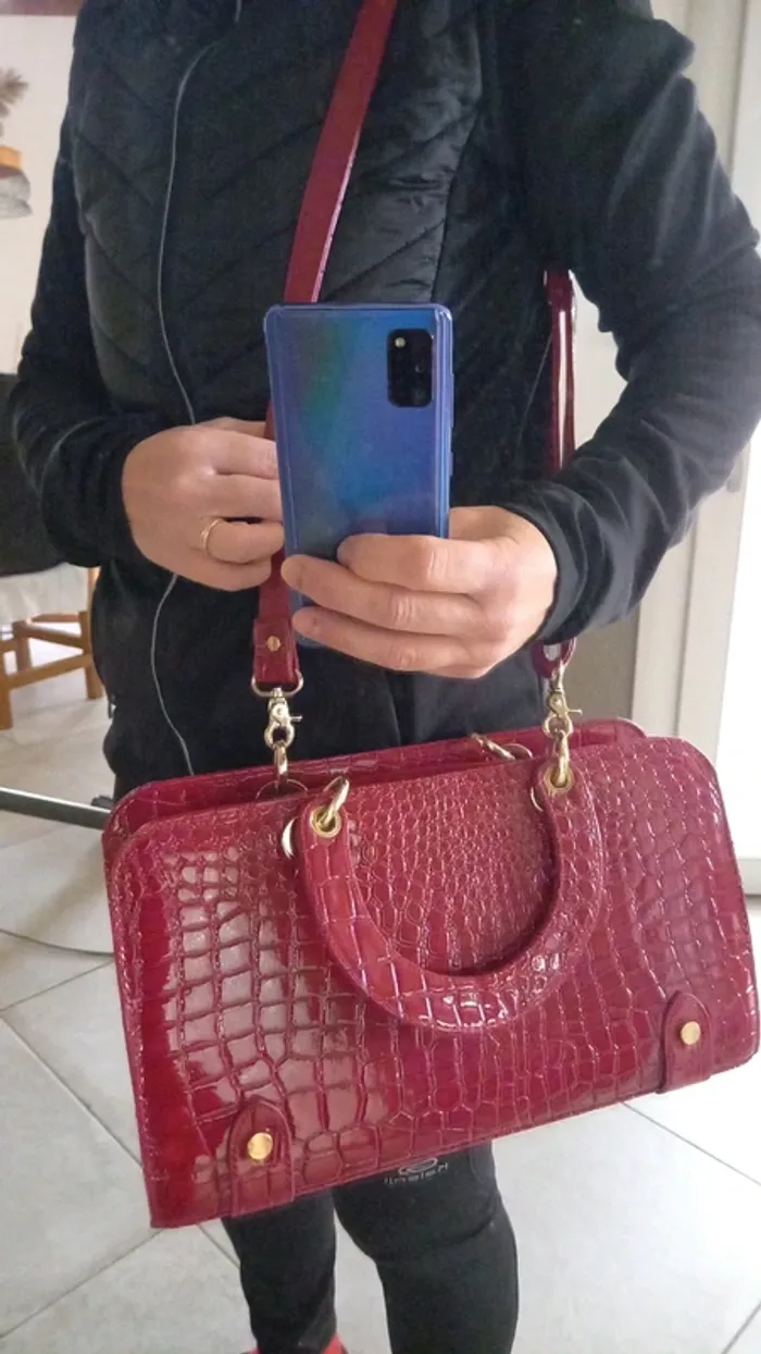Très joli sac rouge - photo numéro 6