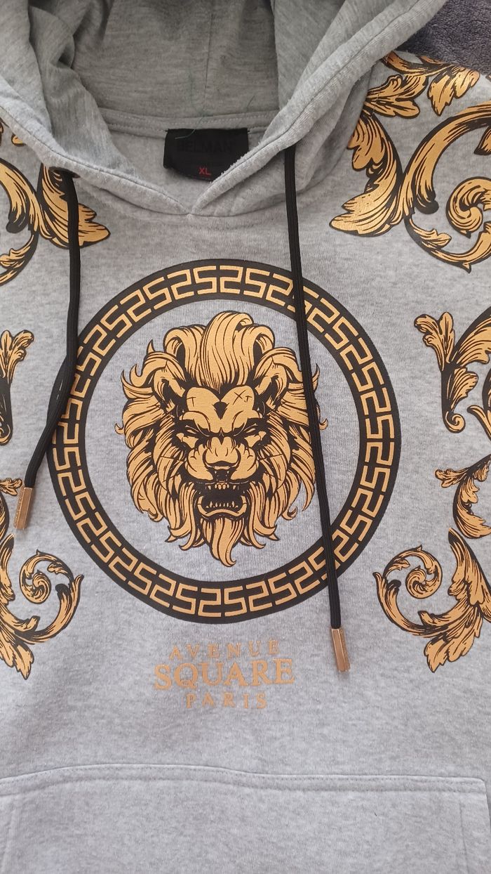 Sweat à capuche homme xl gris et doré avenue square Paris très bon état - photo numéro 2