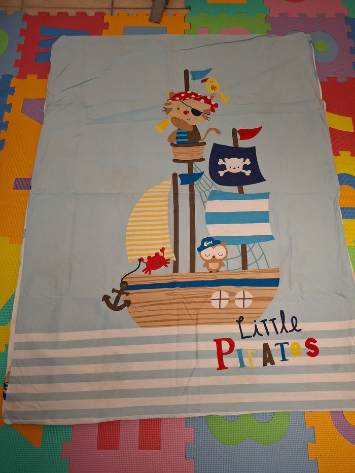 Lot de 4 housses de couette,  2 draps housse, 2 alèses,  couette - photo numéro 2