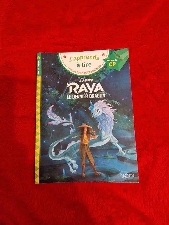 Livre j'apprends à lire raya et le dernier dragon