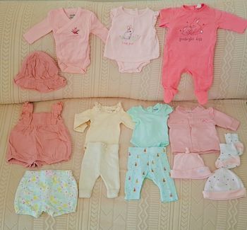 Lot vêtements bébé fille