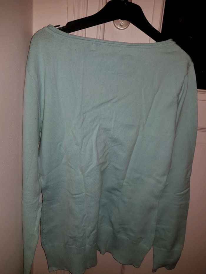 Pull col V Taille 2 - photo numéro 2