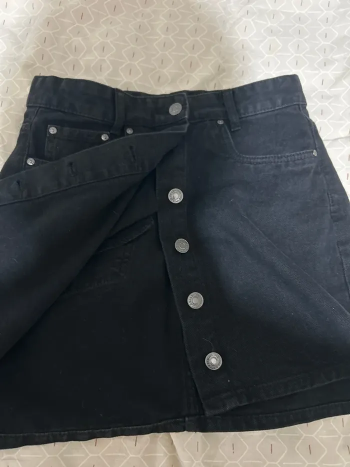 Jupe jean noire Pull&Bear - photo numéro 2