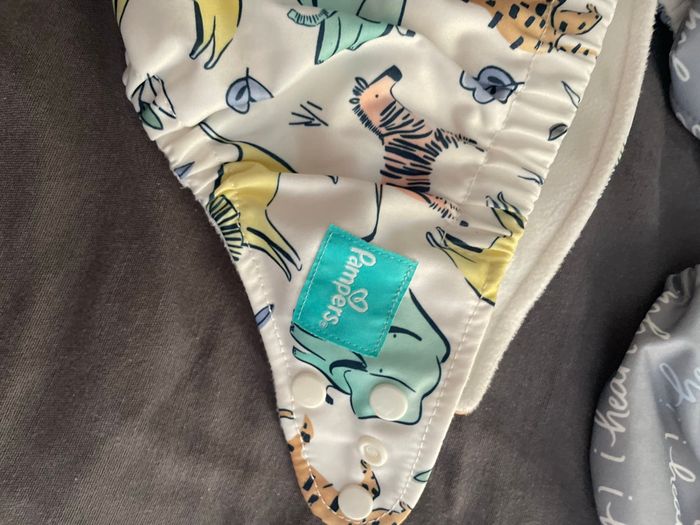 Lot de couches lavables neuves - photo numéro 3