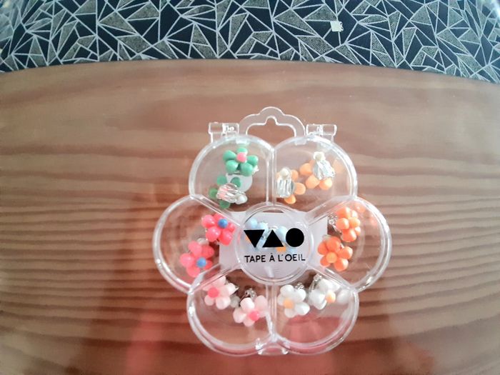 Lot boucles d'oreilles petite fille