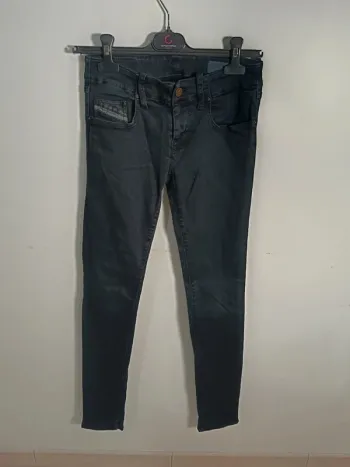 C10 jeans noir Diesel W25