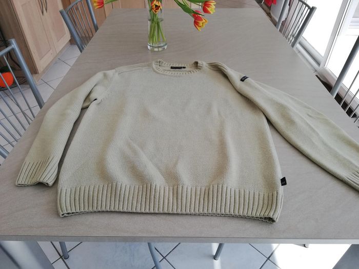 pull homme taille M