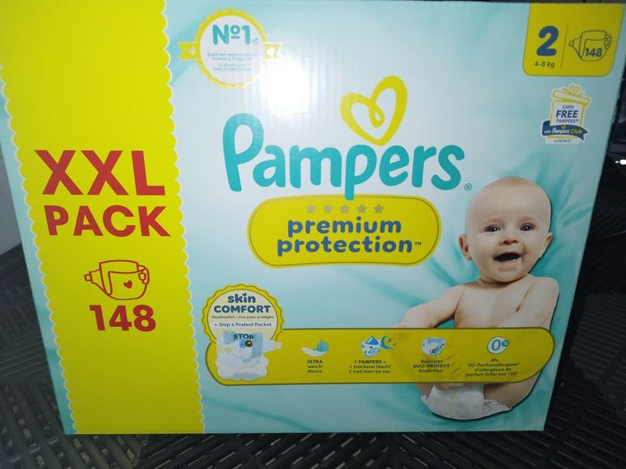 Couches Pampers premium protection