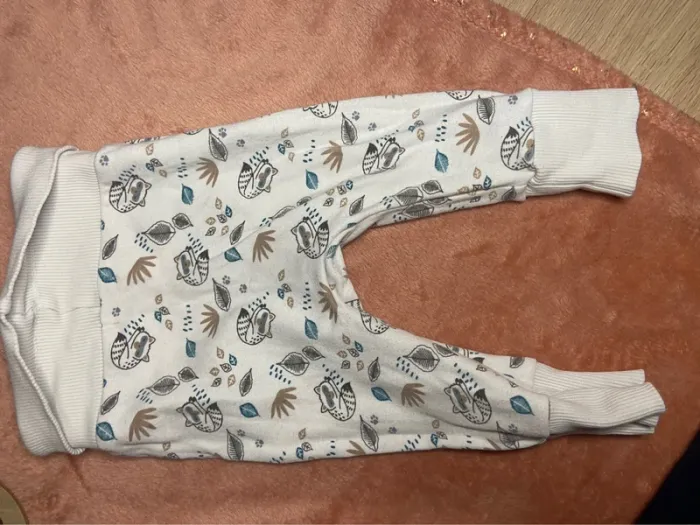 Lot 2 pantalons 6 mois - photo numéro 7