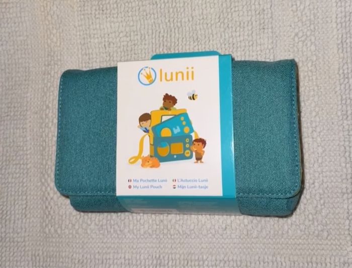 Pochette pour boîte à histoire Lunii. Neuve.