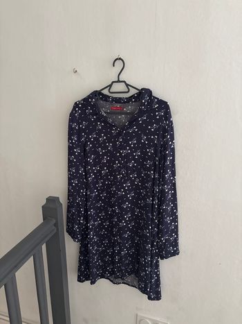 Robe  fleurie T 42