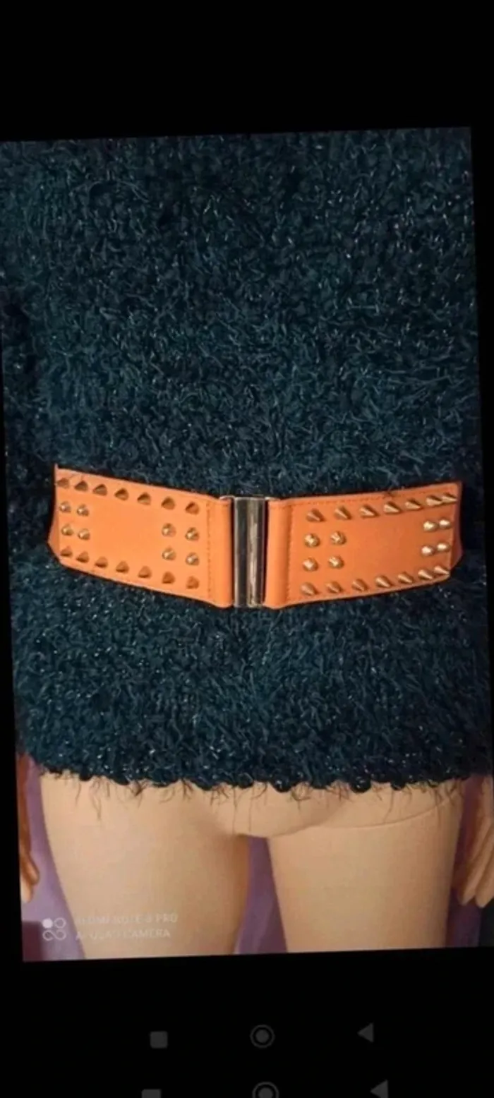 Ceinture Camel clous  dorés élastique 70/90  cm