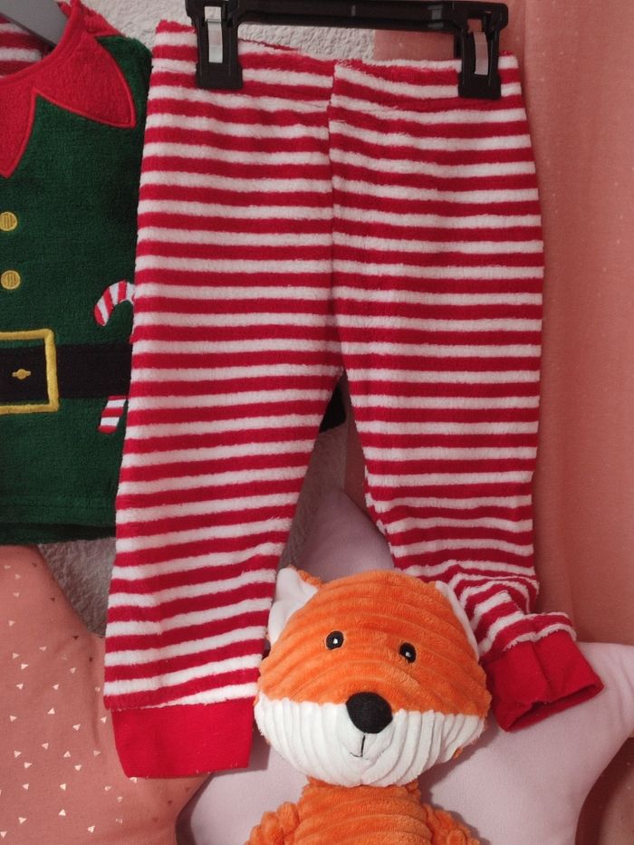 Pyjama deux pièces - Mixte - Lutin - 18 mois - Très bon état - photo numéro 3
