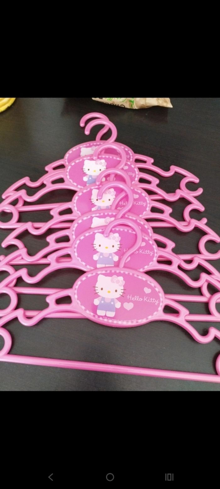 Cintre hello Kitty