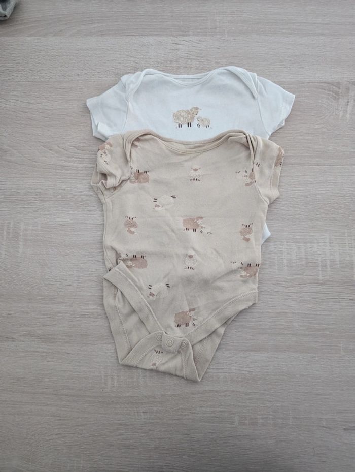 Lot 2 bodies 6 mois