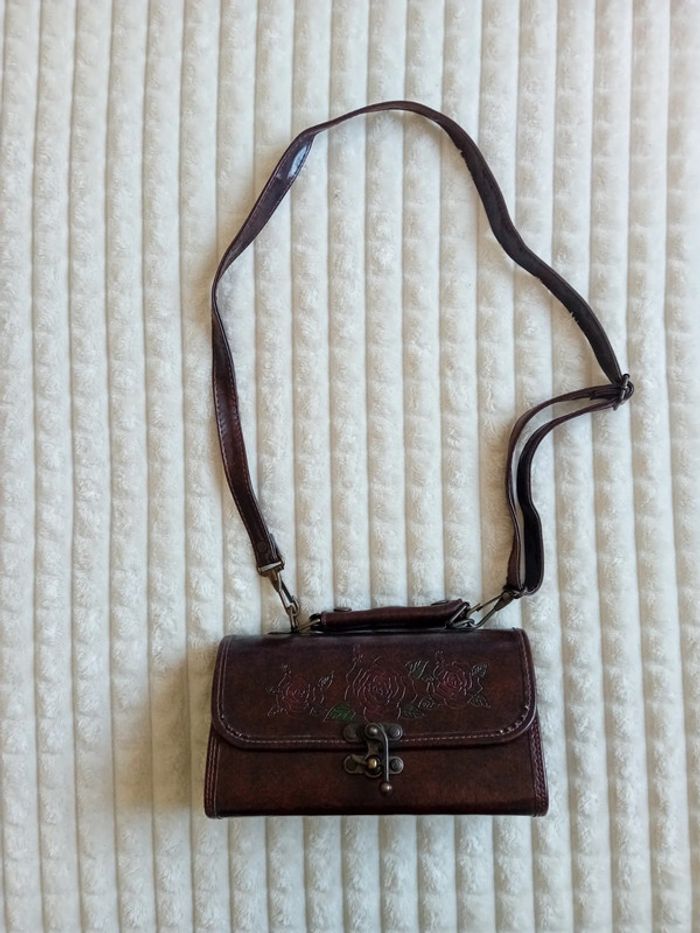 Jolie sac bandoulière Vintage en cuir 👜🍂 - photo numéro 2