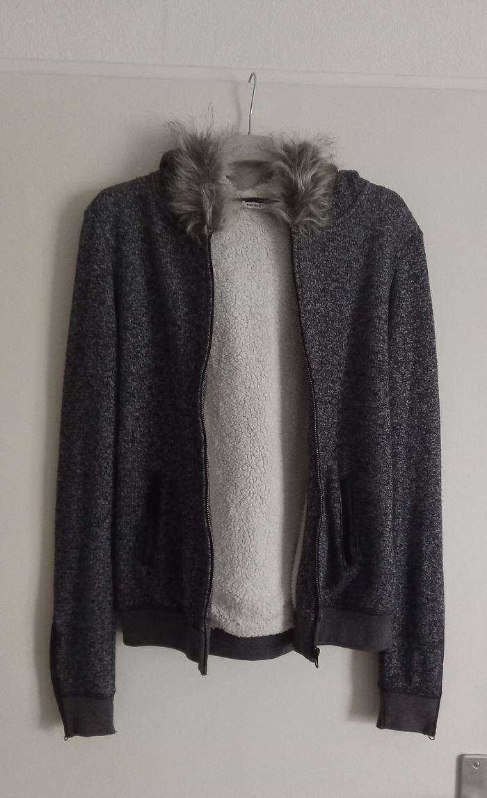 Sweat à capuche " Pimkie "