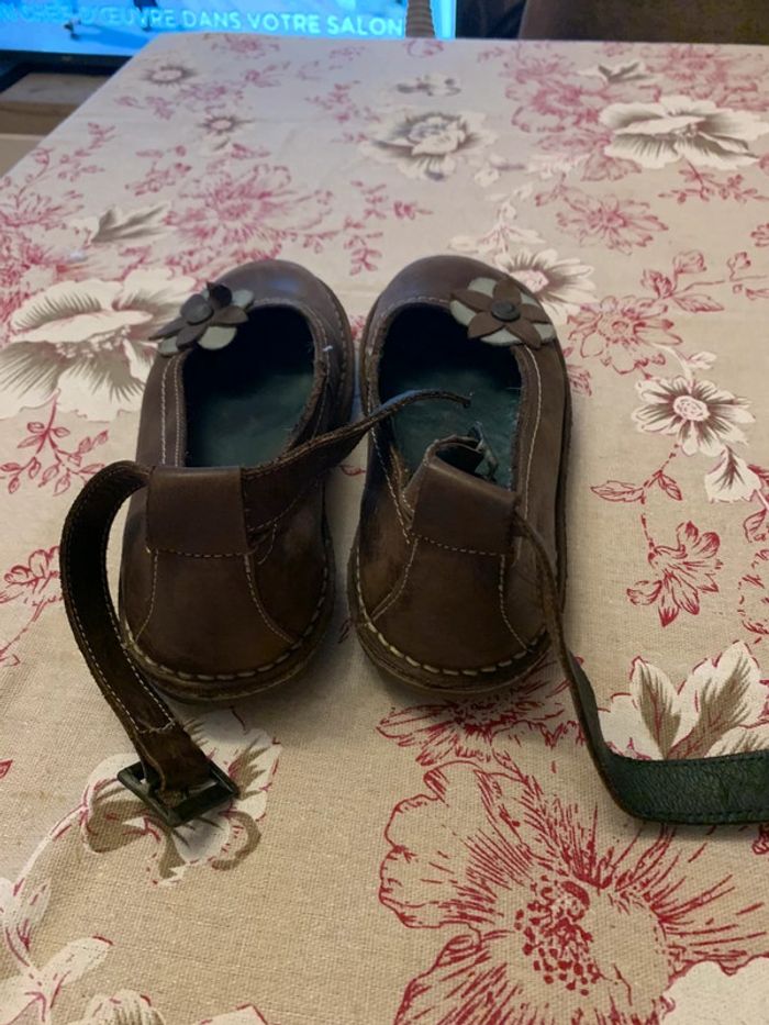 Chaussures enfant taille 33 - photo numéro 2