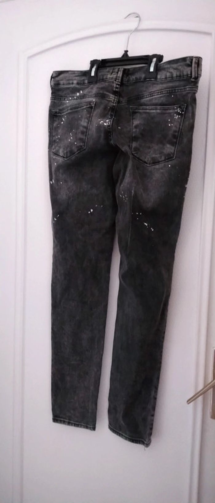 Pantalon skinny gris effet tâches blanches neuf femme 42/44 kiabi - photo numéro 3