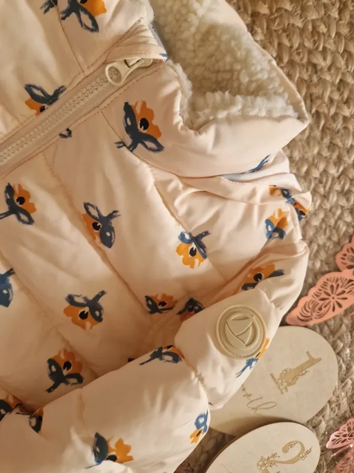 Doudoune fleurie beige à capuche rétractable Petit Bateau bébé fille 12 mois - photo numéro 2