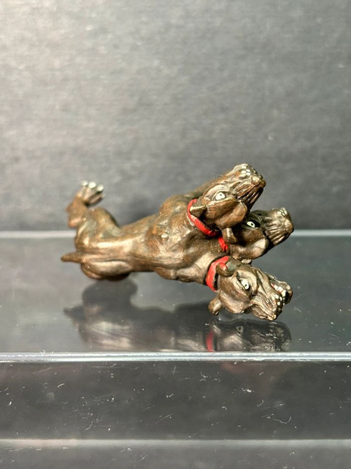 Petite figurine plastoy cerbère chien à trois têtes monstres mythique - photo numéro 5
