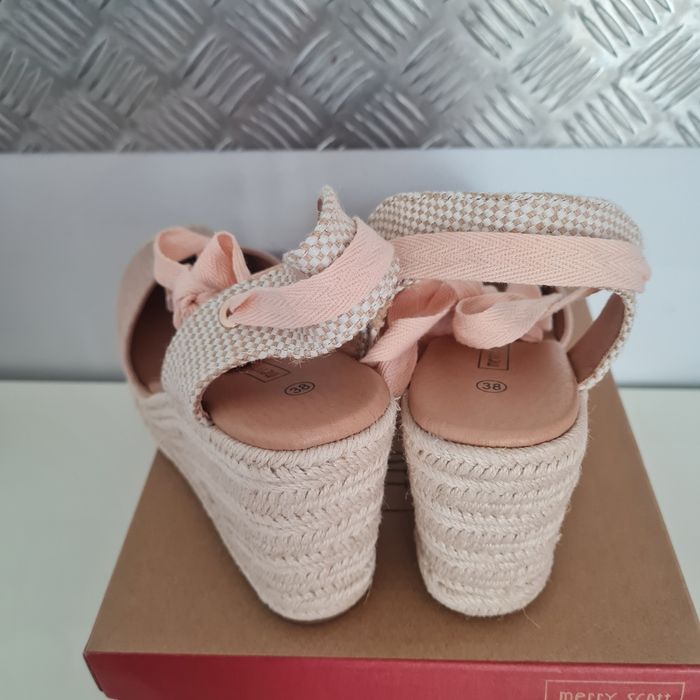 Sandales compensées - photo numéro 3