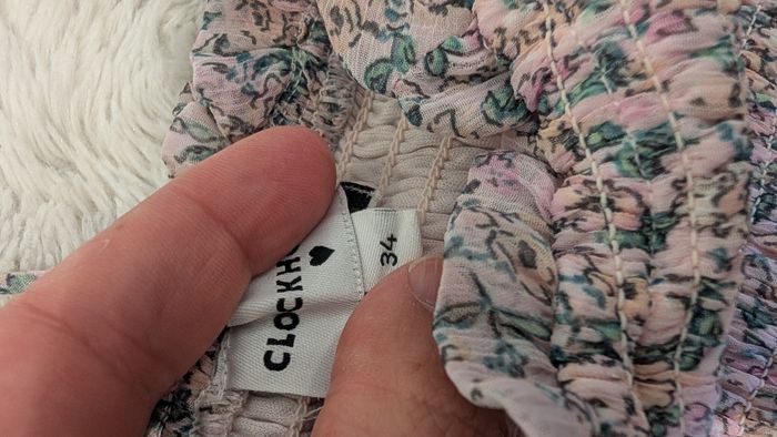 Top C&A taille 34 (XS) - photo numéro 4