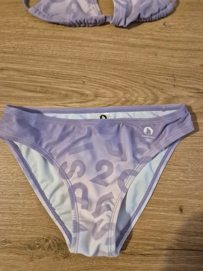 Maillot 2 pièces fille neuf - photo numéro 2