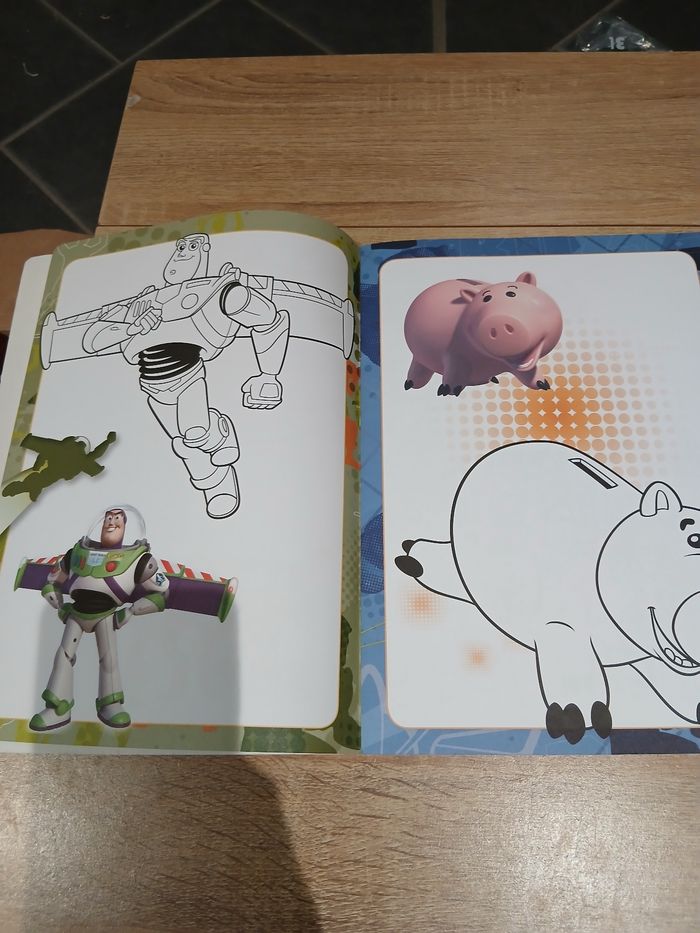 Cahier de coloriage Toy story 3 - photo numéro 2