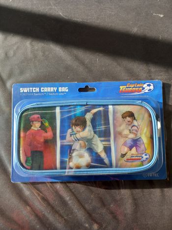 Housse console Nintendo Switch Olive et Tom
Neuve