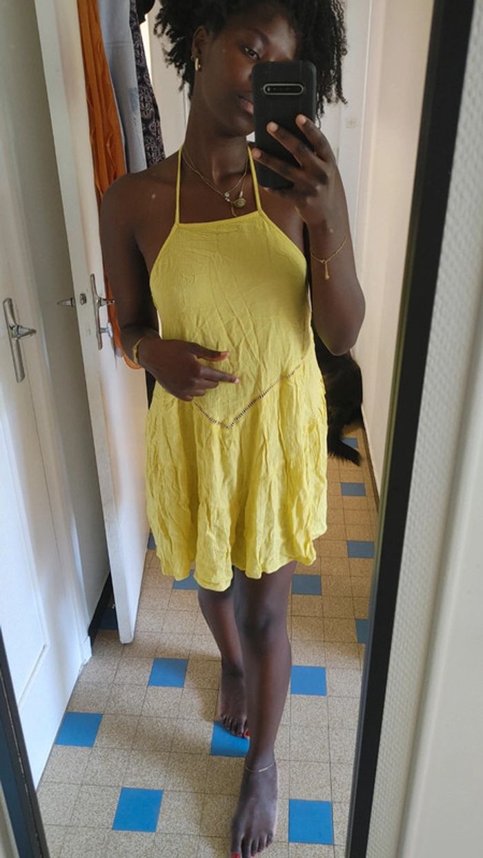 Mini robe estivale dos nu jaune poussin or - photo numéro 6