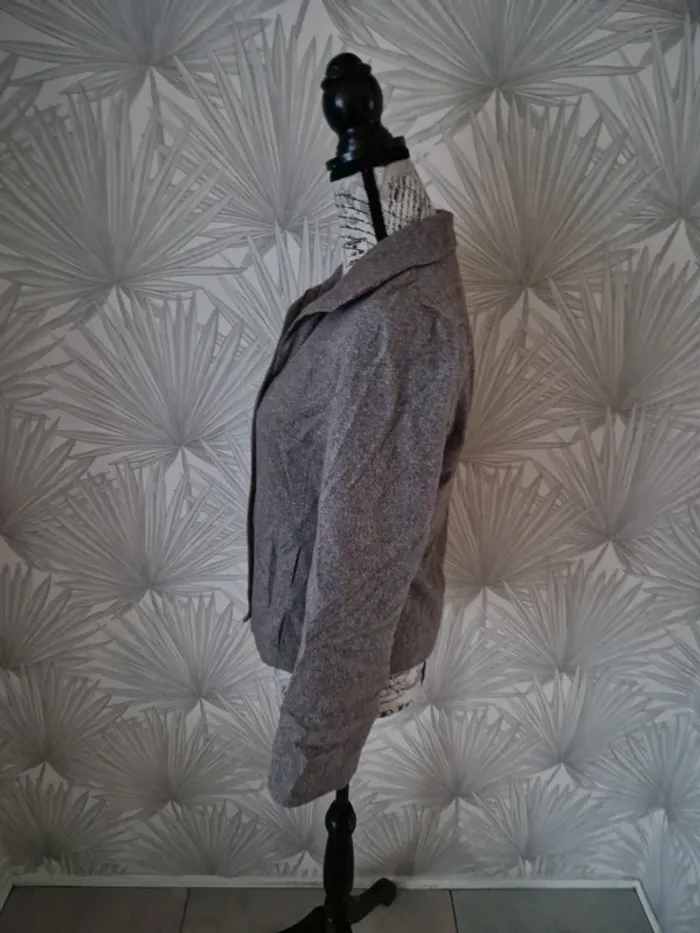 Jolie veste Kookai taille 40 - photo numéro 3