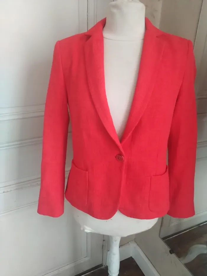 Veste Zara T38/M – rouge cintrée, chic et tendance - photo numéro 2