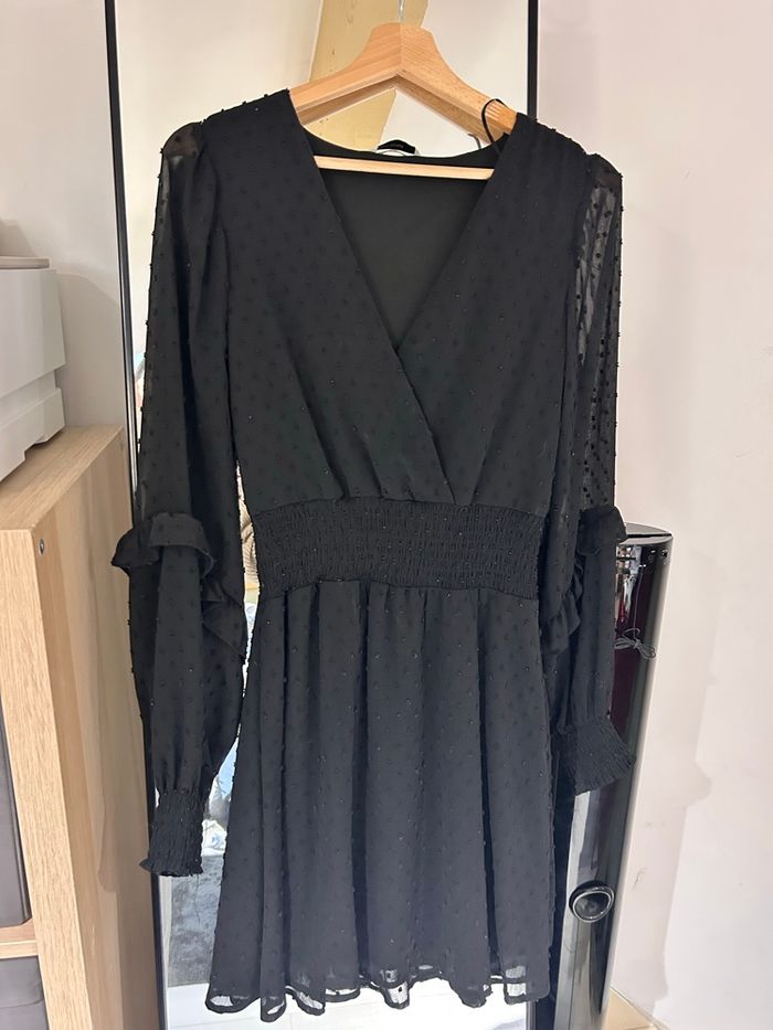 Robe noire - photo numéro 2