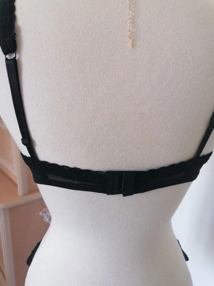🖤 Soutien gorge résille Etam 🖤 - photo numéro 7