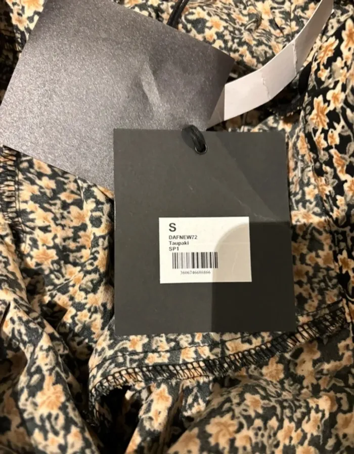 🩷 Pantalon fleuri Kaporal T.S neuf - photo numéro 9