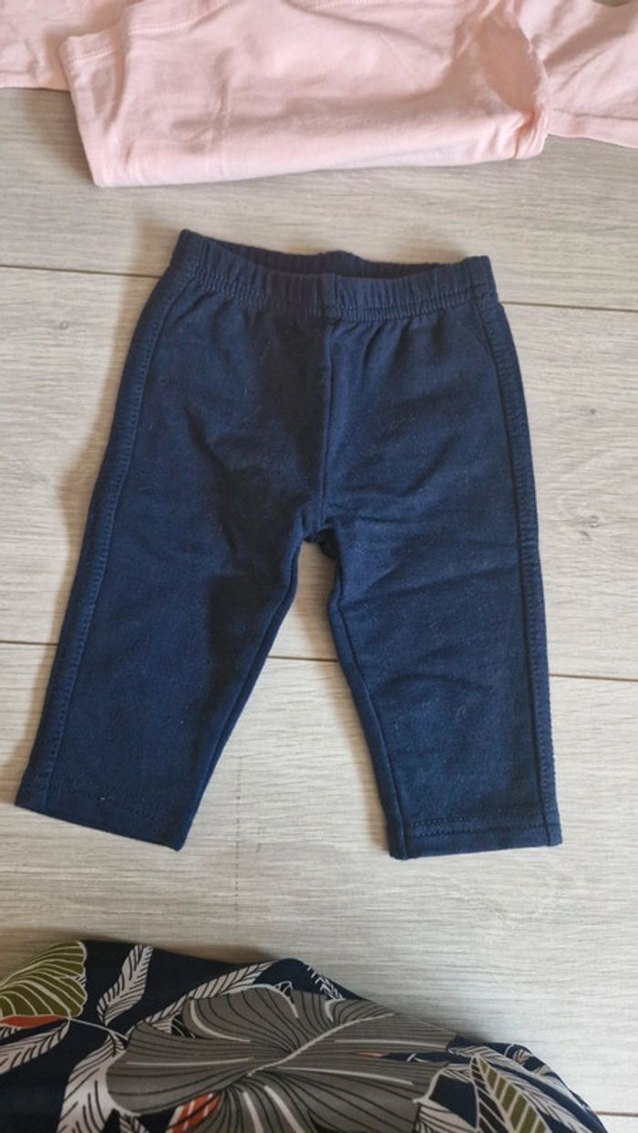 Ensemble 6 mois - photo numéro 2