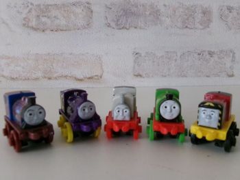 Mini locomotives / trains Thomas et ses amis (46)