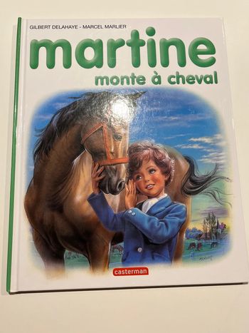 Martine monte à cheval
