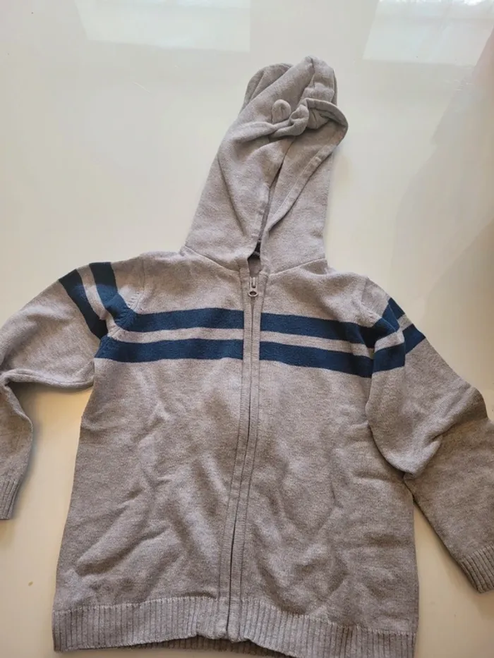 Gilet zippé taille 2/3 ans