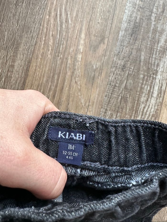 - Jeans noir Kiabi - 1 mois - Très bon état - photo numéro 2