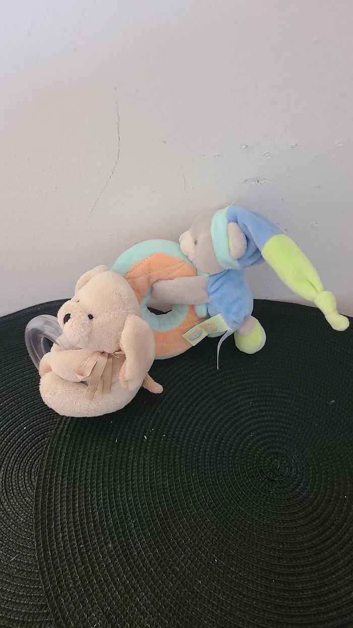 Hochet peluche chiot