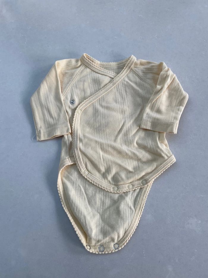 Body manches longues mois Carrefour jaune Carrefour mois