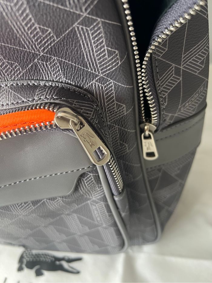 Sac à dos Lacoste gris - modèle the Blend Messenger - photo numéro 9